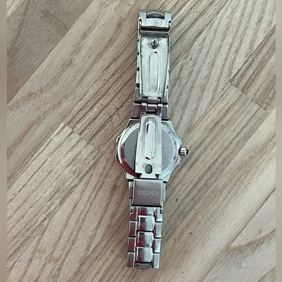 Seiko Coutura Ladies Watch Genuine Diamonds Pink Pearl Dial Stainless Bracelet